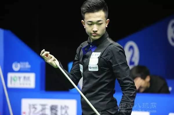 罗伯逊共完 罗伯逊共完