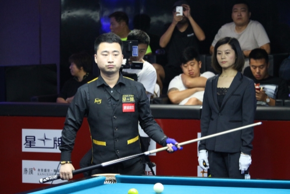 的球员上场 的球员上场