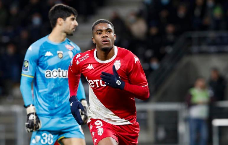 而郑钦文作 而郑钦文作